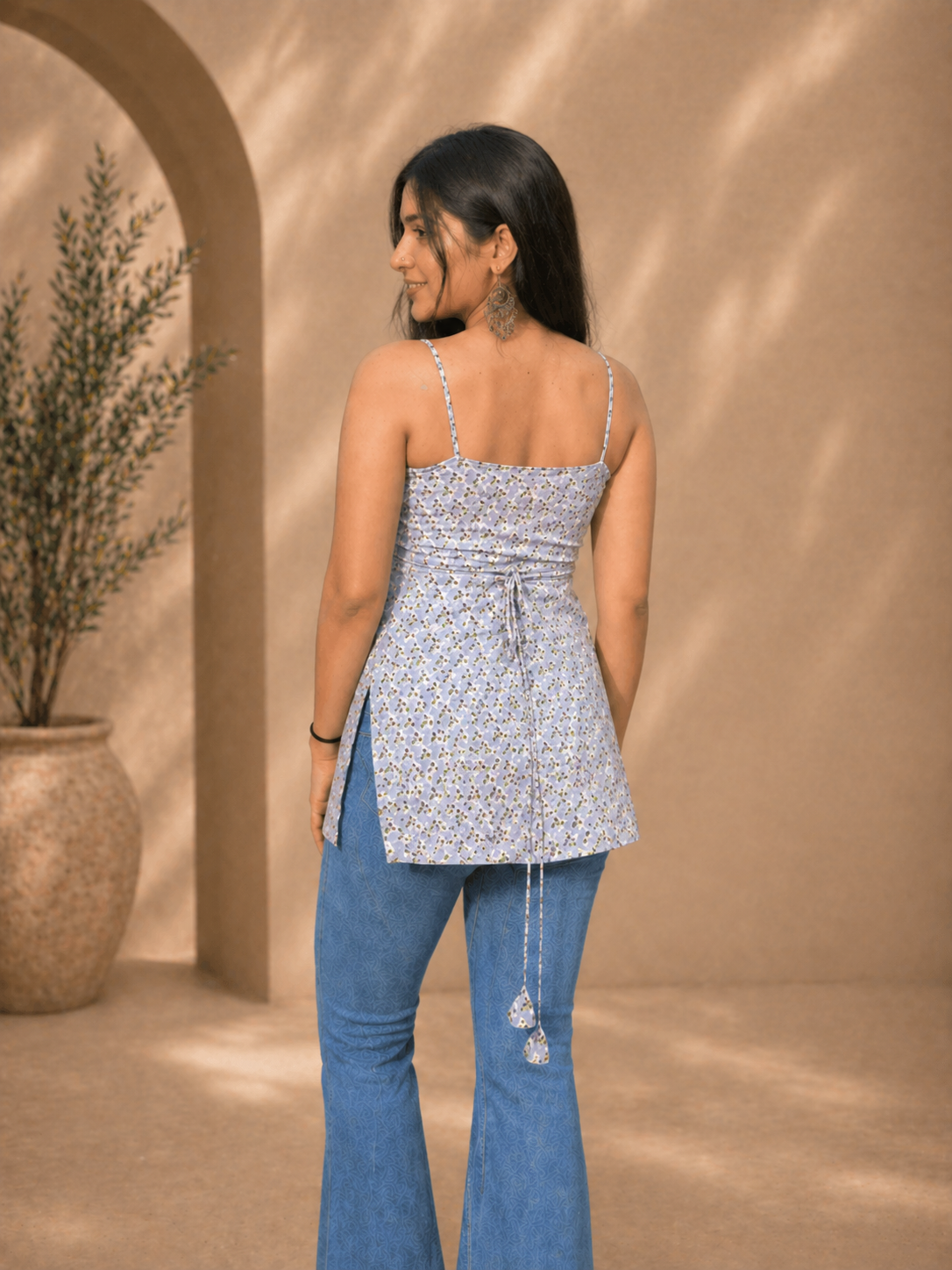 Kadambari Kurti
